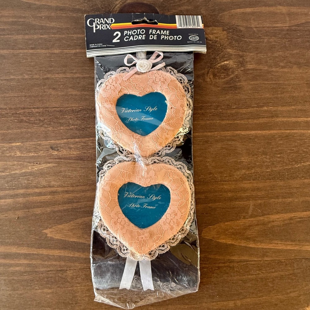 Set of 2‎ Vintage Grand Prix Victorian Style Heart Lace Photo Frames NOS Sealed